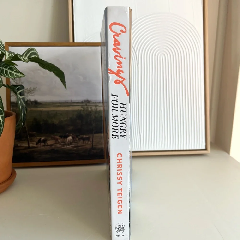 Cravings, Hungry For More Cookbook - Chrissy Teigen